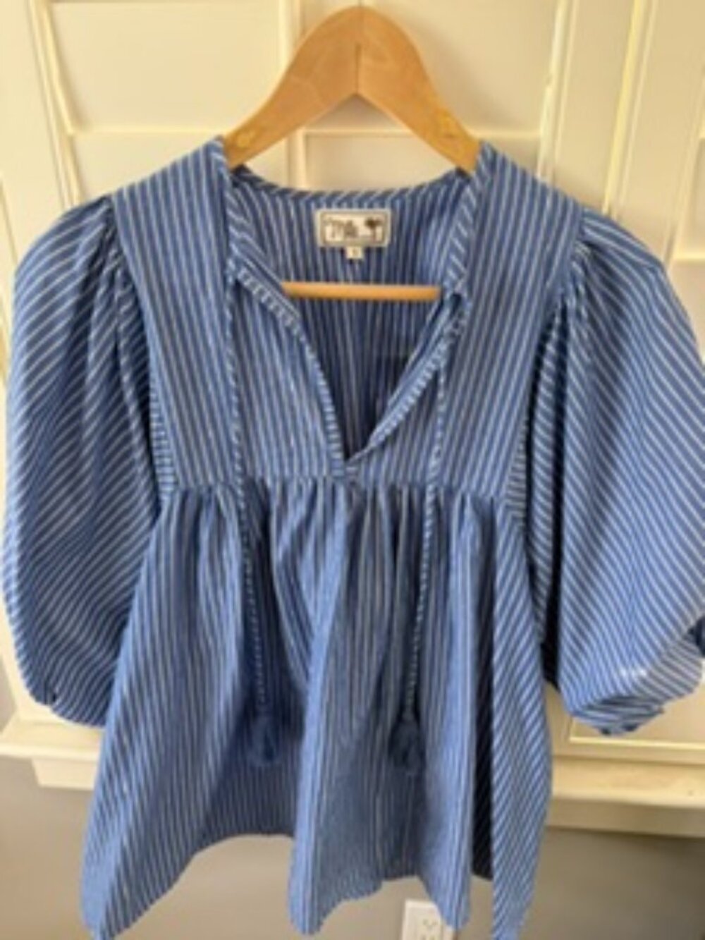 Mille Resort And Travel THALIA TOP IN AQUA LINEN S - A breezy turquoise peasant